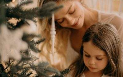 HOLIDAY SURVIVAL TIPS FOR KIDS WHO HAVE SENSORY DI...